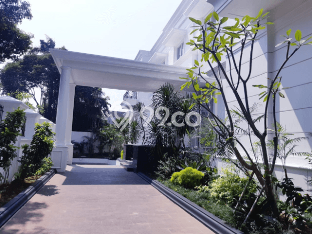 Dijual Rumah Mewah Megah Dengan View Eksklusif di Pondok Indah, Jakarta Selatan Dijual Rumah Mewah Megah Dengan View Eksklusif di Pondok Indah, Jakarta Selatan