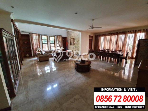 Rumah Elit LB 400m2 Siap Huni Desain Elegan di Mega Kuningan, Jakarta Selatan Rumah Elit LB 400m2 Siap Huni Desain Elegan di Mega Kuningan, Jakarta Selatan