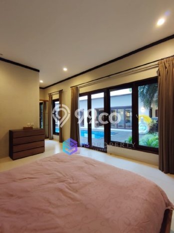 Rumah Luxury Modern Tanpa Renovasi di Kemang Jakarta Selatan Rumah Luxury Modern Tanpa Renovasi di Kemang Jakarta Selatan