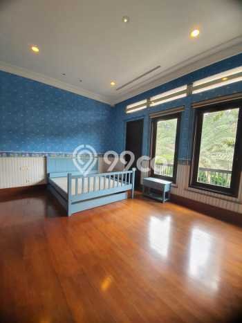 Jual Rumah Mewah Elegan Dengan View Cantik di Dago, Bandung Jual Rumah Mewah Elegan Dengan View Cantik di Dago, Bandung