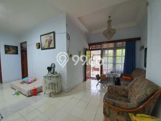 Rumah Strategis Modern Lb 224m2 di Pamulang, Tangerang Selatan Rumah Strategis Modern Lb 224m2 di Pamulang, Tangerang Selatan