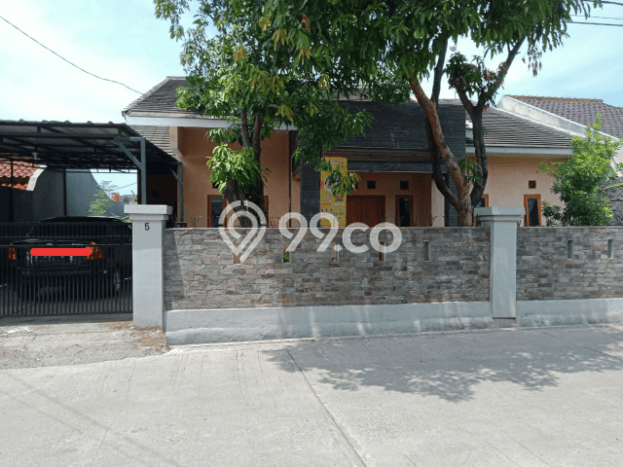 Rumah Strategis di Arcamanik, Dekat Arcamanik, Bandung, Bandung - LT 300m² Rumah Strategis di Arcamanik, Dekat Arcamanik, Bandung, Bandung - LT 300m²
