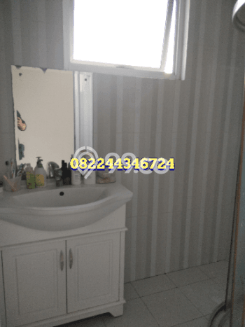 Rumah Modern 3 Kamar LT 200m2 di Cibubur Rumah Modern 3 Kamar LT 200m2 di Cibubur