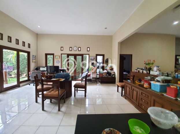 Dijual Rumah Premium dengan Fasilitas Sekitar Lengkap di Cilandak, Jakarta Selatan Dijual Rumah Premium dengan Fasilitas Sekitar Lengkap di Cilandak, Jakarta Selatan