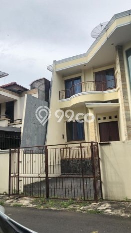 Hunian Mewah LB 380m2 Siap Pakai Desain Elegan di Permata Buana, Jakarta Barat Hunian Mewah LB 380m2 Siap Pakai Desain Elegan di Permata Buana, Jakarta Barat