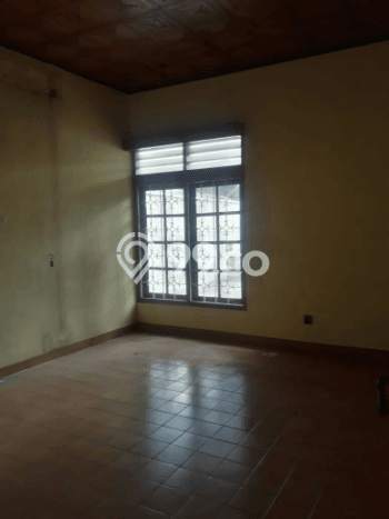 Rumah Mewah LB 250m2 Siap Huni Desain Elegan di Pondok Kelapa, Jakarta Timur Rumah Mewah LB 250m2 Siap Huni Desain Elegan di Pondok Kelapa, Jakarta Timur