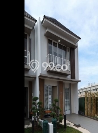 Ready to Use! Luxury House LT 126m2 Desain Modern di Gading Serpong Ready to Use! Luxury House LT 126m2 Desain Modern di Gading Serpong