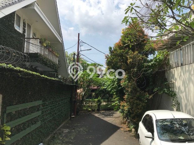Rumah Elit Modern Tanpa Renovasi di Kuningan Jakarta Selatan Rumah Elit Modern Tanpa Renovasi di Kuningan Jakarta Selatan
