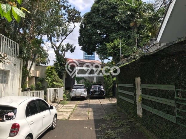 Rumah Elit Modern Tanpa Renovasi di Kuningan Jakarta Selatan Rumah Elit Modern Tanpa Renovasi di Kuningan Jakarta Selatan
