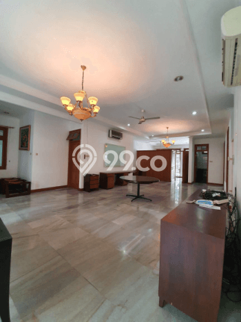Dijual Hunian Mewah dengan Fasilitas Sekitar Lengkap di Kebayoran Baru, Jakarta Selatan Dijual Hunian Mewah dengan Fasilitas Sekitar Lengkap di Kebayoran Baru, Jakarta Selatan