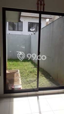 Rumah Luas Asri 3 KT Siap Huni di BSD City Tangerang Rumah Luas Asri 3 KT Siap Huni di BSD City Tangerang