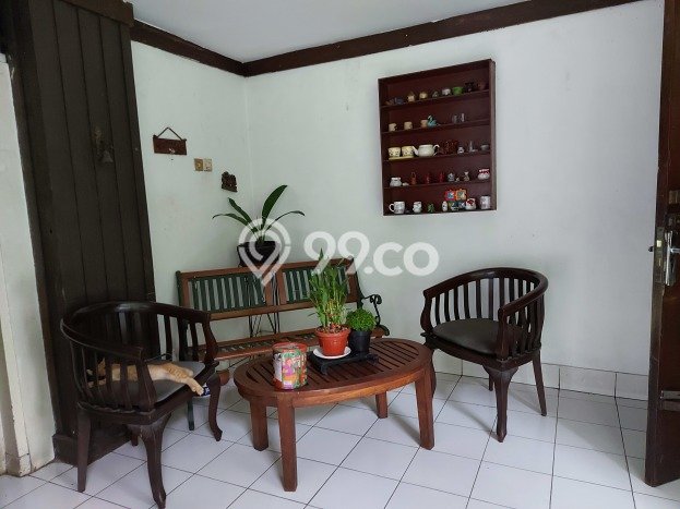 Siap Huni Hunian Elit 5 Kamar di Kebayoran Baru Dekat ke Mana Saja Siap Huni Hunian Elit 5 Kamar di Kebayoran Baru Dekat ke Mana Saja