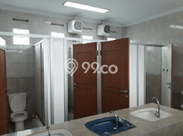 Ready to Use! Luxury House LT 460m2 Desain Elegan di Bandung Kota Ready to Use! Luxury House LT 460m2 Desain Elegan di Bandung Kota