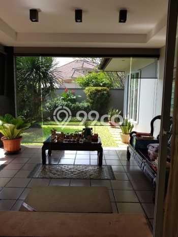 Rumah Elit LB 367m2 Siap Pakai Desain Elegan di Lippo Karawaci, Tangerang Rumah Elit LB 367m2 Siap Pakai Desain Elegan di Lippo Karawaci, Tangerang