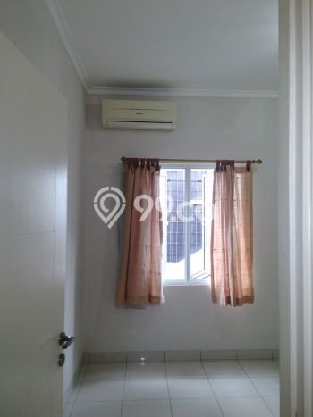 For Sale Hunian Rumah Terawat 3 Kamar di Gading Serpong, Tangerang For Sale Hunian Rumah Terawat 3 Kamar di Gading Serpong, Tangerang