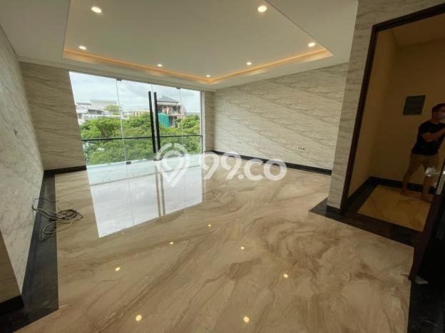 Hunian Mewah LB 850m2 Siap Huni Desain Elegan di Pantai Indah Kapuk, Jakarta Utara Hunian Mewah LB 850m2 Siap Huni Desain Elegan di Pantai Indah Kapuk, Jakarta Utara