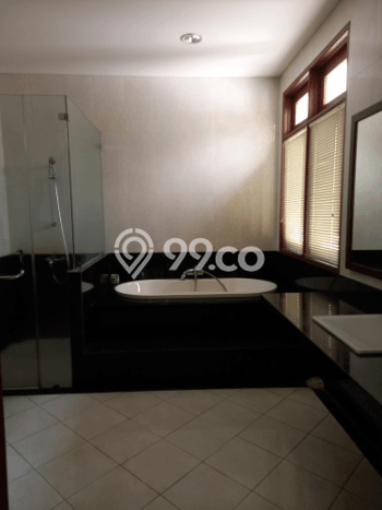 Disewakan Rumah Harga Terjangkau di Pondok Indah Jakarta Selatan dengan 5 KT Disewakan Rumah Harga Terjangkau di Pondok Indah Jakarta Selatan dengan 5 KT