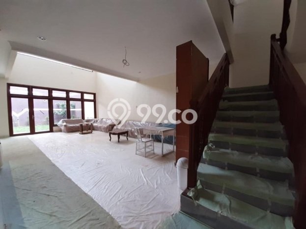 Dijual Rumah Luas Megah Dengan View Cantik di Pondok Indah, Jakarta Selatan Dijual Rumah Luas Megah Dengan View Cantik di Pondok Indah, Jakarta Selatan
