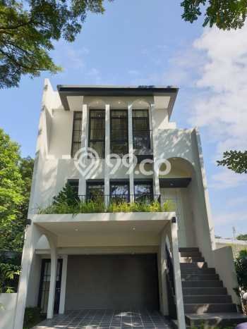 For Sale! Luxury House LT 84m2 Desain Modern di BSD For Sale! Luxury House LT 84m2 Desain Modern di BSD