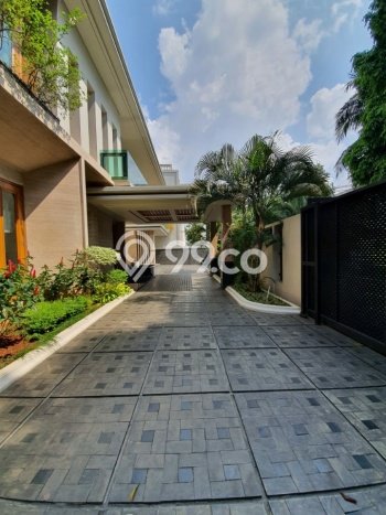Dijual Rumah Luas Elegan Dengan View Cantik di Pondok Indah, Jakarta Selatan Dijual Rumah Luas Elegan Dengan View Cantik di Pondok Indah, Jakarta Selatan