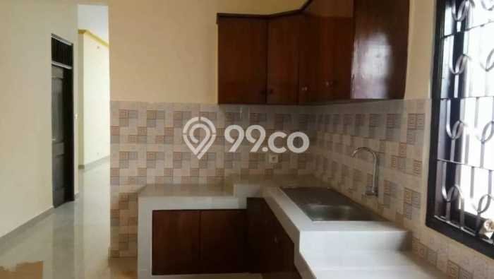 Rumah Luas Asri 5 KT Siap Pakai di Bintaro Tangerang Selatan Rumah Luas Asri 5 KT Siap Pakai di Bintaro Tangerang Selatan
