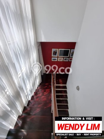 Ready to Use! Luxury House LT 200m2 Desain Elegan di Kemang Ready to Use! Luxury House LT 200m2 Desain Elegan di Kemang