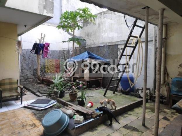 Rumah Elit Modern Tanpa Renovasi di Grogol Jakarta Barat Rumah Elit Modern Tanpa Renovasi di Grogol Jakarta Barat