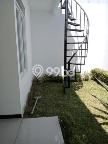 Rumah Premium kawasan Taman Kopo Indah, 2 KT, Area Tenang, Luas 108m² LB 80m² Rumah Premium kawasan Taman Kopo Indah, 2 KT, Area Tenang, Luas 108m² LB 80m²