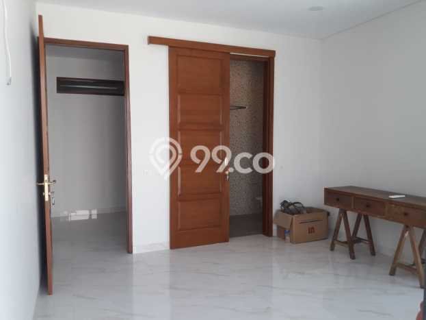Dijual Rumah Mewah Megah Dengan View Cantik di Bintaro, Jakarta Selatan Dijual Rumah Mewah Megah Dengan View Cantik di Bintaro, Jakarta Selatan