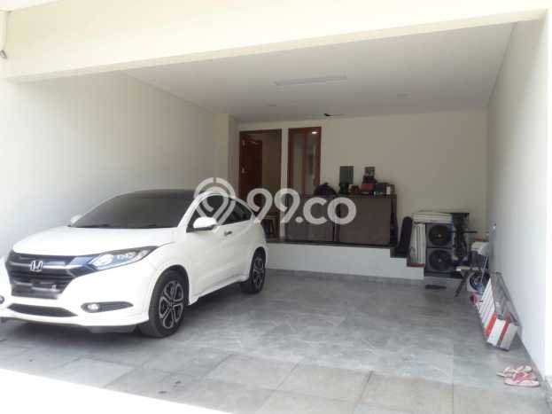 Dijual Rumah Mewah Megah Dengan View Cantik di Bintaro, Jakarta Selatan Dijual Rumah Mewah Megah Dengan View Cantik di Bintaro, Jakarta Selatan