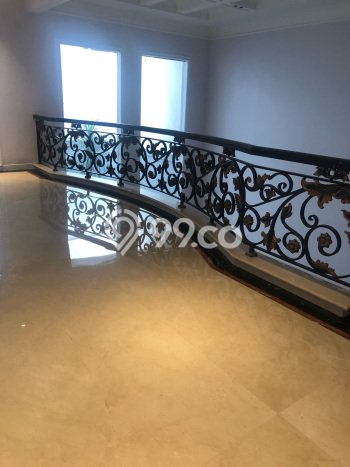 Jual Rumah Luas Elegan Dengan View Cantik di Pantai Indah Kapuk, Jakarta Utara Jual Rumah Luas Elegan Dengan View Cantik di Pantai Indah Kapuk, Jakarta Utara