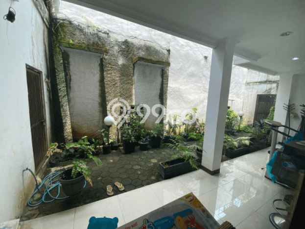 Rumah Elit Modern Tanpa Renovasi di Bandung Kota Bandung Rumah Elit Modern Tanpa Renovasi di Bandung Kota Bandung