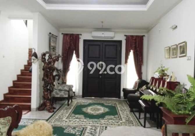 Hunian Mewah LB 250m2 Siap Pakai Desain Elegan di Bintaro, Tangerang Selatan Hunian Mewah LB 250m2 Siap Pakai Desain Elegan di Bintaro, Tangerang Selatan