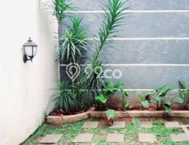 Hunian Mewah LB 250m2 Siap Pakai Desain Elegan di Bintaro, Tangerang Selatan Hunian Mewah LB 250m2 Siap Pakai Desain Elegan di Bintaro, Tangerang Selatan