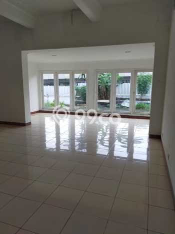 Hot Offer Hunian Mewah Ideal dan Luas di Kebayoran Baru, Jakarta Selatan Hot Offer Hunian Mewah Ideal dan Luas di Kebayoran Baru, Jakarta Selatan