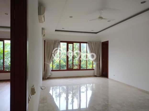 Jual Rumah Mewah Elegan Dengan View Eksklusif di Kemang, Jakarta Selatan Jual Rumah Mewah Elegan Dengan View Eksklusif di Kemang, Jakarta Selatan