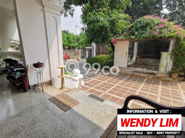 Hunian Mewah Dijual LT 1008m2 di Menteng, Jakarta Pusat Hunian Mewah Dijual LT 1008m2 di Menteng, Jakarta Pusat