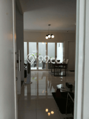 Rumah Idaman Modern! Rumah 2 Lantai area Bintaro, Tangerang Selatan, LT 156m² Bangunan 145m² Rumah Idaman Modern! Rumah 2 Lantai area Bintaro, Tangerang Selatan, LT 156m² Bangunan 145m²