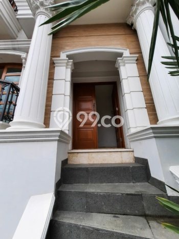 Dijual Rumah Premium dengan Fasilitas Sekitar Lengkap di Tebet, Jakarta Selatan Dijual Rumah Premium dengan Fasilitas Sekitar Lengkap di Tebet, Jakarta Selatan