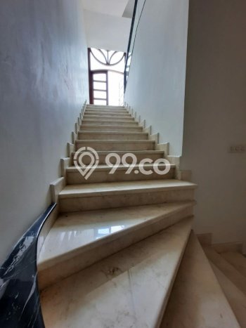 Dijual Rumah Premium dengan Fasilitas Sekitar Lengkap di Tebet, Jakarta Selatan Dijual Rumah Premium dengan Fasilitas Sekitar Lengkap di Tebet, Jakarta Selatan