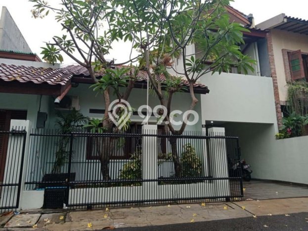 For Sale! Luxury House LT 184m2 Desain Elegan di Pondok Pinang For Sale! Luxury House LT 184m2 Desain Elegan di Pondok Pinang