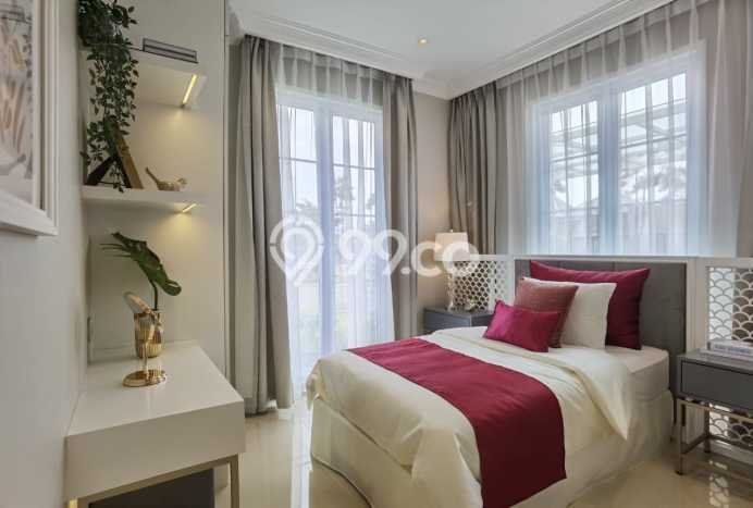 Jual Rumah Mewah Elegan Dengan View Eksklusif di Gading Serpong, Tangerang Jual Rumah Mewah Elegan Dengan View Eksklusif di Gading Serpong, Tangerang