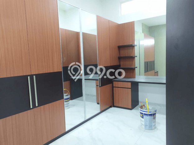 Jual Rumah Mewah Megah Dengan View Cantik di Alam Sutera, Tangerang Jual Rumah Mewah Megah Dengan View Cantik di Alam Sutera, Tangerang