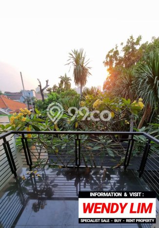 Jual Rumah Mewah Megah Dengan View Cantik di Kemang, Jakarta Selatan Jual Rumah Mewah Megah Dengan View Cantik di Kemang, Jakarta Selatan