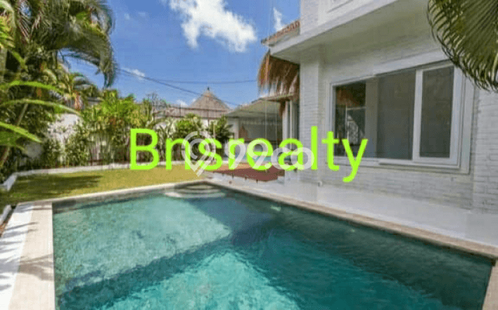 Rumah SUPER MEWAH! di Canggu, Badung, LT 500m2m² Bangunan 300m2m², HARGA SPESIAL Rumah SUPER MEWAH! di Canggu, Badung, LT 500m2m² Bangunan 300m2m², HARGA SPESIAL