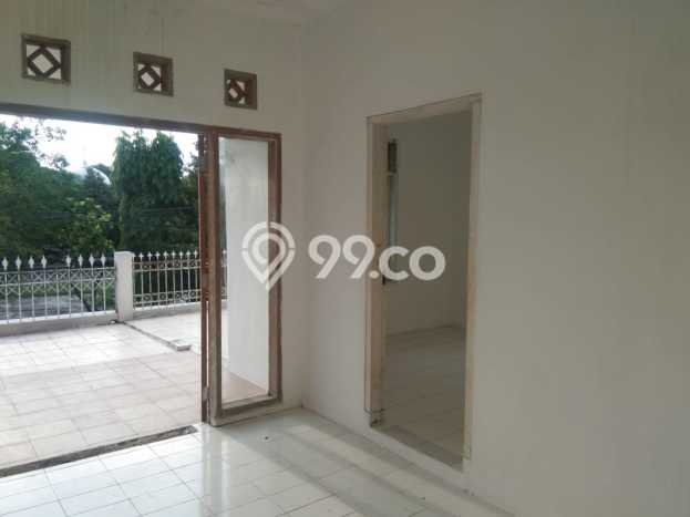 Rumah Strategis Minimalis Lb 350m2 di Rungkut, Surabaya Rumah Strategis Minimalis Lb 350m2 di Rungkut, Surabaya