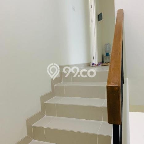 Ready to Use! Luxury House LT 162m2 Desain Elegan di Gading Serpong Ready to Use! Luxury House LT 162m2 Desain Elegan di Gading Serpong