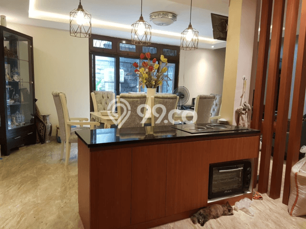Rumah Strategis Modern Lb 150m2 di Ciputat Timur, Tangerang Selatan Rumah Strategis Modern Lb 150m2 di Ciputat Timur, Tangerang Selatan