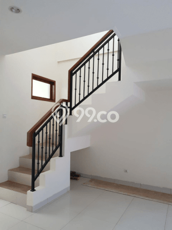 DIJUAL CEPAT! Rumah Siap Huni Area Strategis Bintaro, LT 101m² Bangunan 150m² DIJUAL CEPAT! Rumah Siap Huni Area Strategis Bintaro, LT 101m² Bangunan 150m²