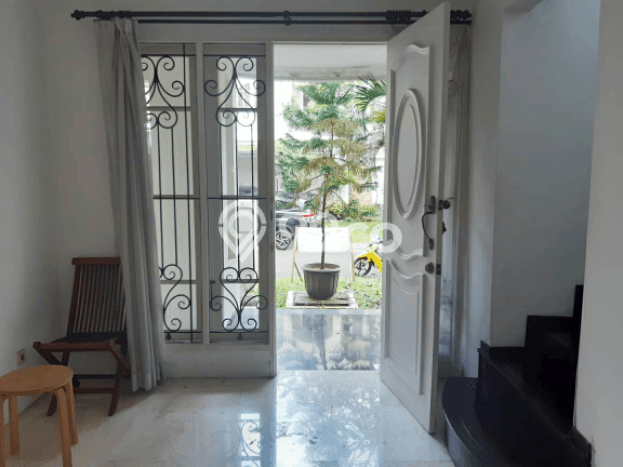 Rumah di Bintaro, Tangerang Selatan, LT 135m² LB 117m² Rumah di Bintaro, Tangerang Selatan, LT 135m² LB 117m²
